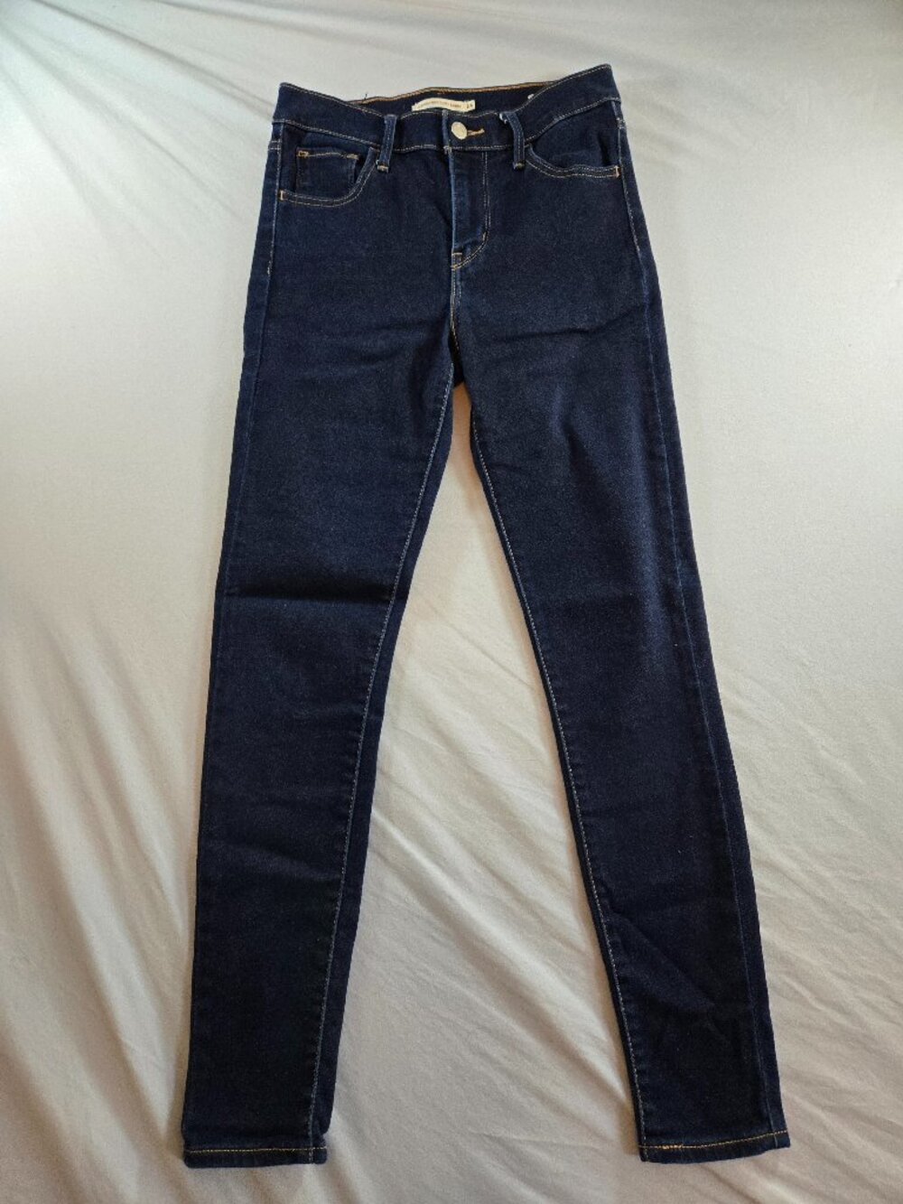 Levi’s 720 High Rise Super Skinny Jeans Women’s W26xL28 Dark Wash Stretch